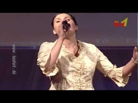 Mera Zymeri - Moj Evrope (ne Miss Diaspora 2002)
